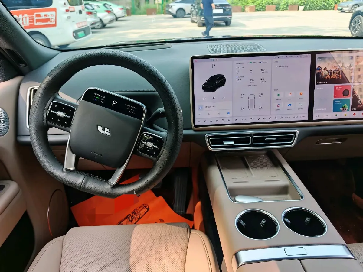 2025 Li L8 Range Extended 154HP REEV,autocango,china used car exporter,china ev exporter,chinese used car exporter,chinese used ev exporter