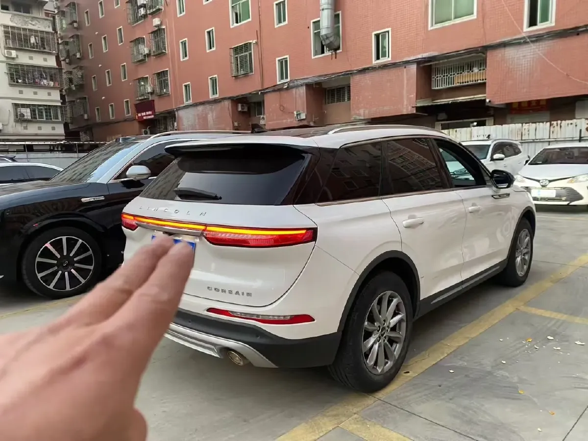 2021 Lincoln Corsair 2.0T 245HP L4 8AT,autocango,china used car exporter,china ev exporter,chinese used car exporter,chinese used ev exporter