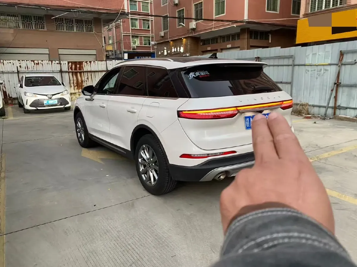 2021 Lincoln Corsair 2.0T 245HP L4 8AT,autocango,china used car exporter,china ev exporter,chinese used car exporter,chinese used ev exporter