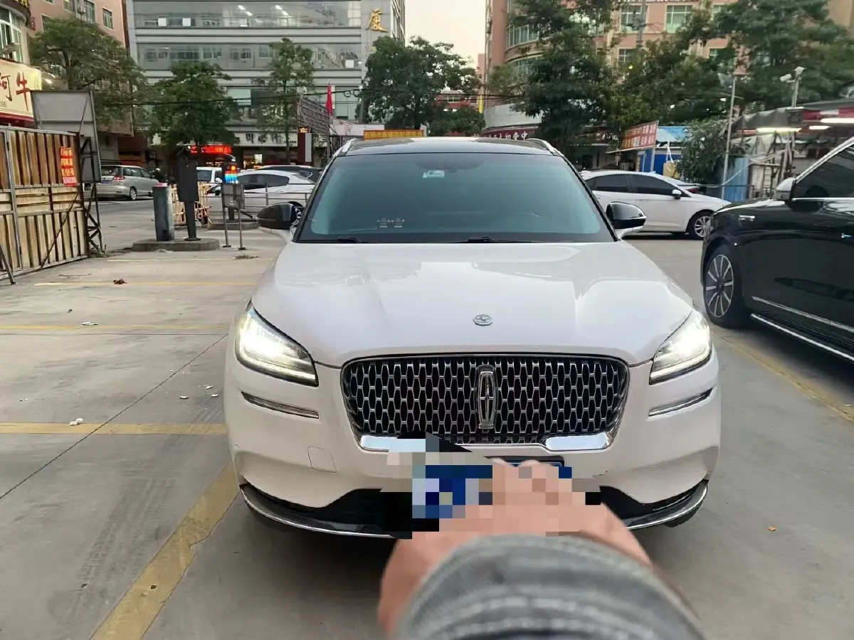 2021 Lincoln Corsair 2.0T 245HP L4 8AT,autocango,china used car exporter,china ev exporter,chinese used car exporter,chinese used ev exporter