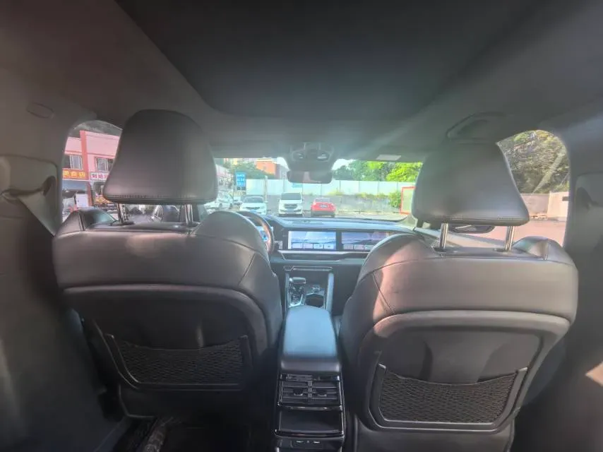 2021 Geely Monjaro 2.0T 218HP L4 7DCT,autocango,china used car exporter,china ev exporter,chinese used car exporter,chinese used ev exporter