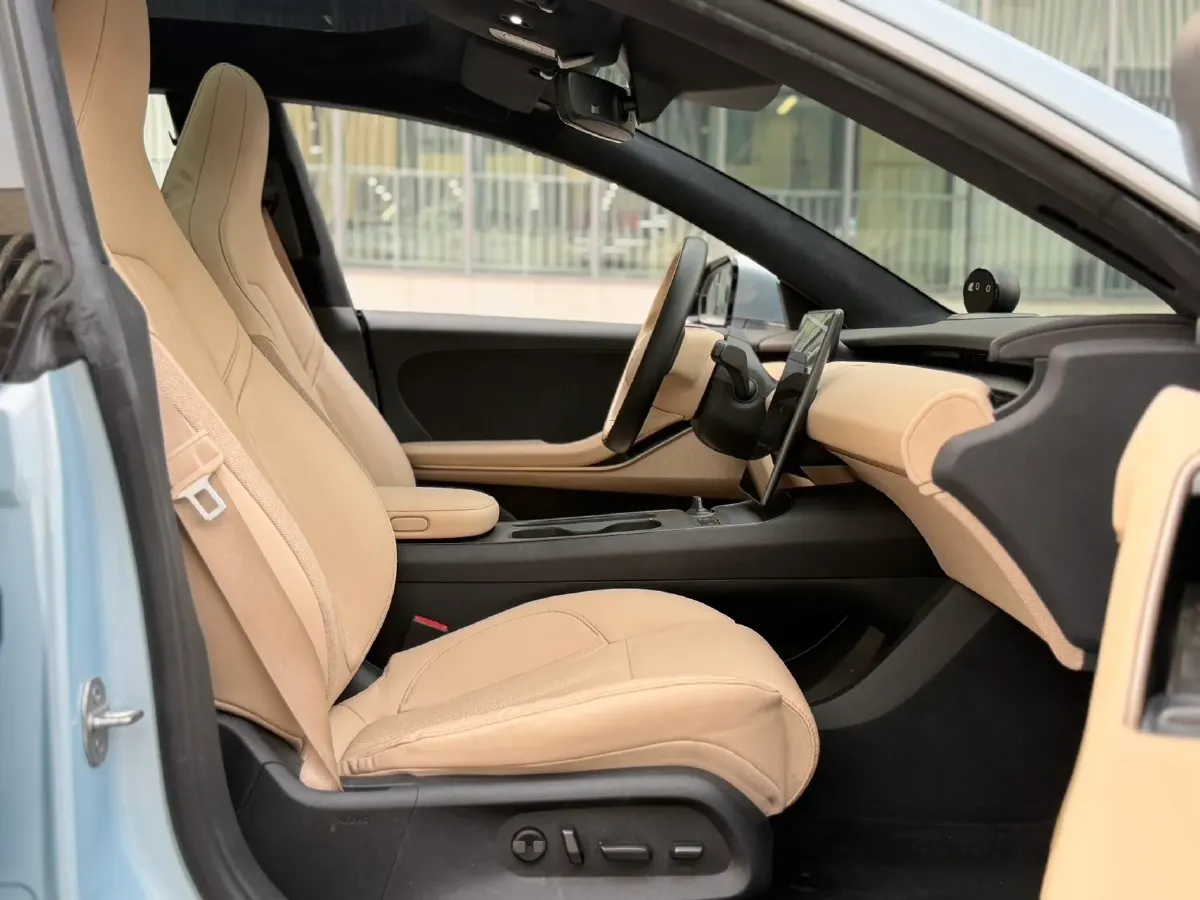 2022 JunTian HeiWuShi Youth 2.0T 203HP L4 6AT,autocango,china used car exporter,china ev exporter,chinese used car exporter,chinese used ev exporter