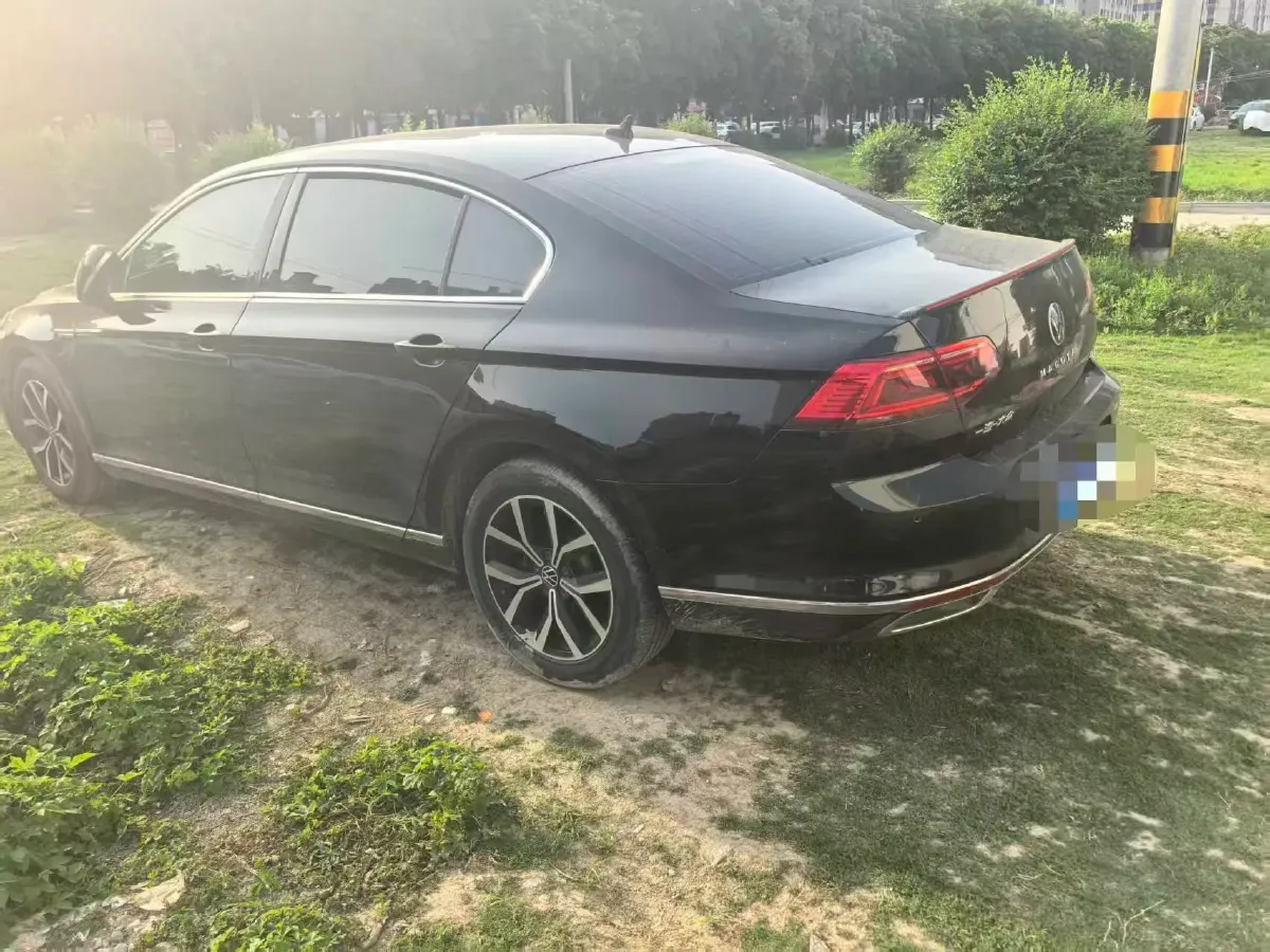 2020 Volkswagen Magotan 2.0T 186HP L4 7DCT,autocango,china used car exporter,china ev exporter,chinese used car exporter,chinese used ev exporter