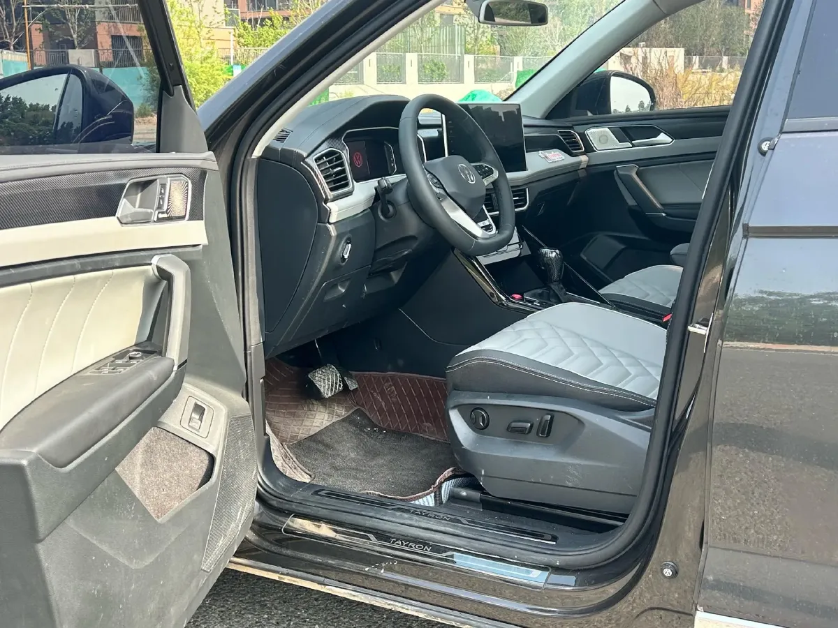 2024 Volkswagen Tayron 2.0T 186HP L4 7DCT,autocango,china used car exporter,china ev exporter,chinese used car exporter,chinese used ev exporter