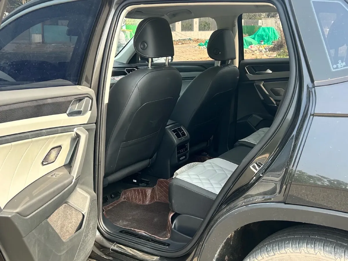 2024 Volkswagen Tayron 2.0T 186HP L4 7DCT,autocango,china used car exporter,china ev exporter,chinese used car exporter,chinese used ev exporter