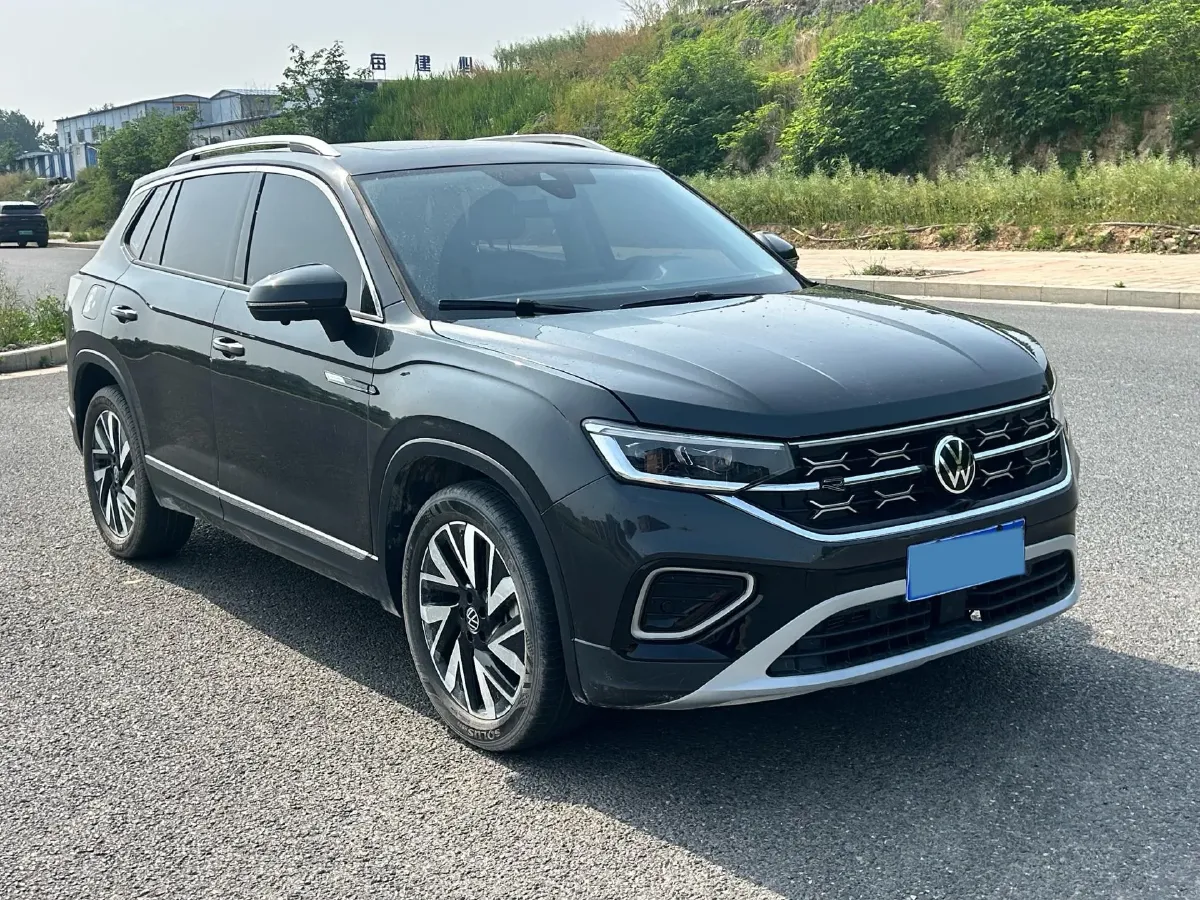 2024 Volkswagen Tayron 2.0T 186HP L4 7DCT,autocango,china used car exporter,china ev exporter,chinese used car exporter,chinese used ev exporter