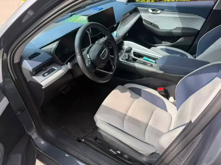 2021 Geely Preface 2.0T 190HP L4 7DCT,autocango,china used car exporter,china ev exporter,chinese used car exporter,chinese used ev exporter