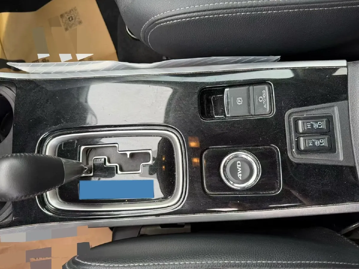 2018 Mitsubishi Outlander 2.4L 192HP L4 CVT,autocango,china used car exporter,china ev exporter,chinese used car exporter,chinese used ev exporter