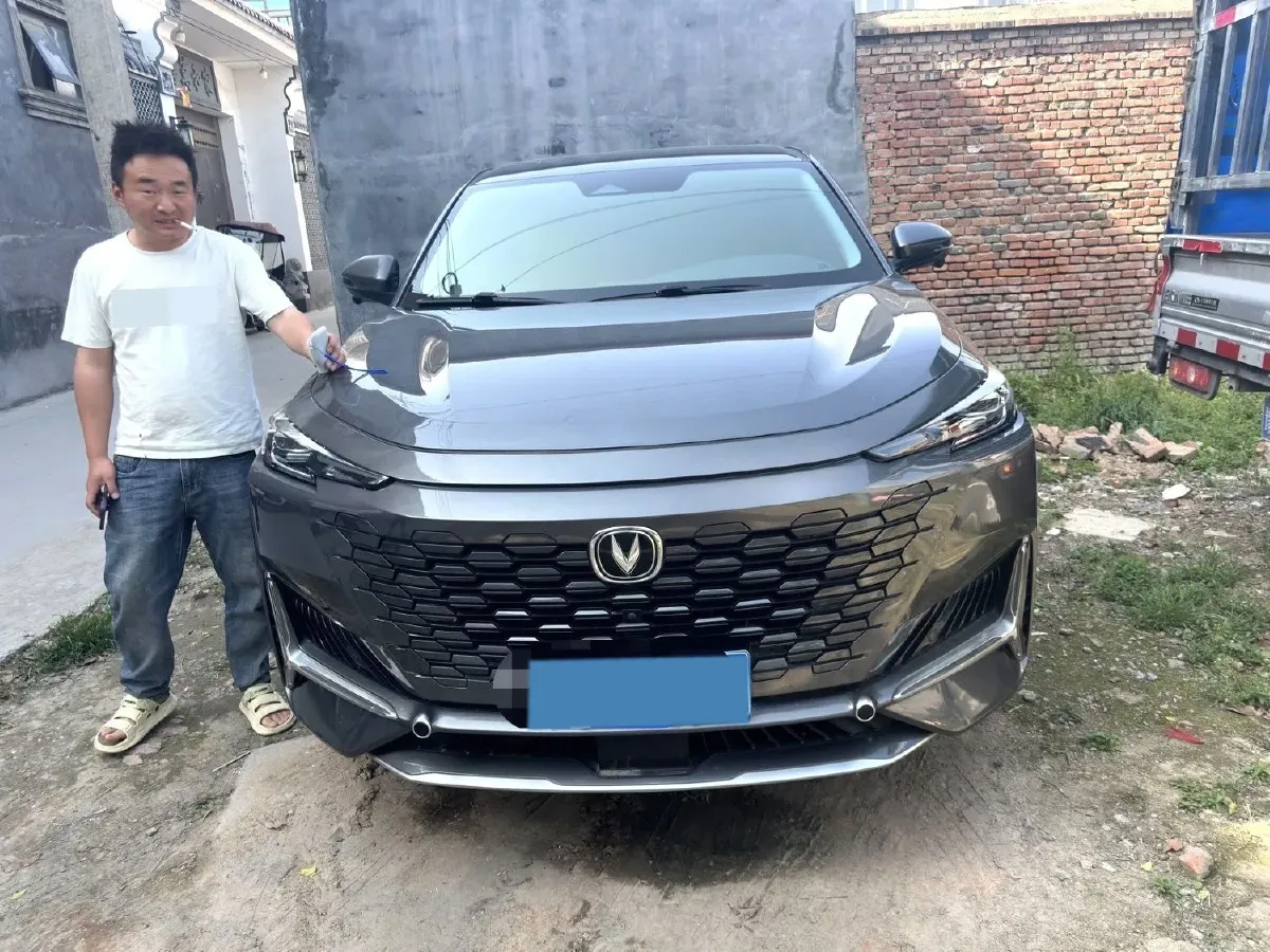 2021 ChangAn UNI-K 2.0T 233HP L4 8AT,autocango,china used car exporter,china ev exporter,chinese used car exporter,chinese used ev exporter