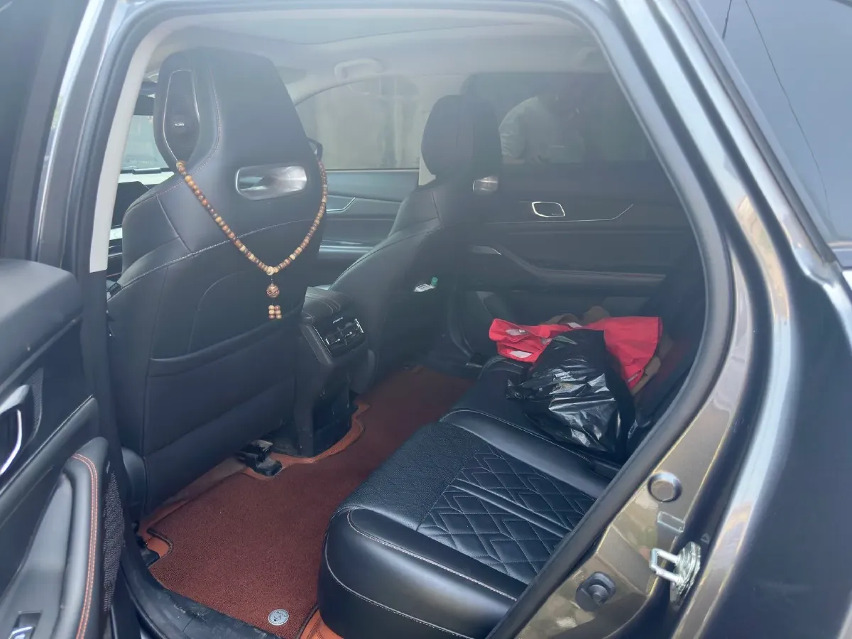 2021 ChangAn UNI-K 2.0T 233HP L4 8AT,autocango,china used car exporter,china ev exporter,chinese used car exporter,chinese used ev exporter