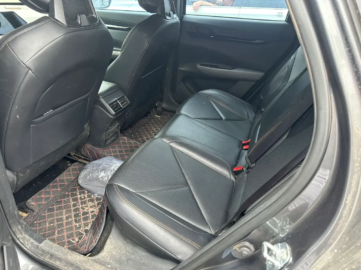 2022 ChangAn UNI-V 1.5T 188HP L4 7DCT,autocango,china used car exporter,china ev exporter,chinese used car exporter,chinese used ev exporter