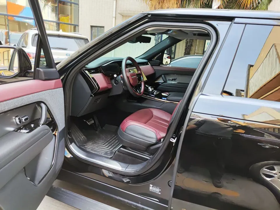 2023 Land Rover Range Rover Sport 3.0T 400HP L6 8AT,autocango,china used car exporter,china ev exporter,chinese used car exporter,chinese used ev exporter