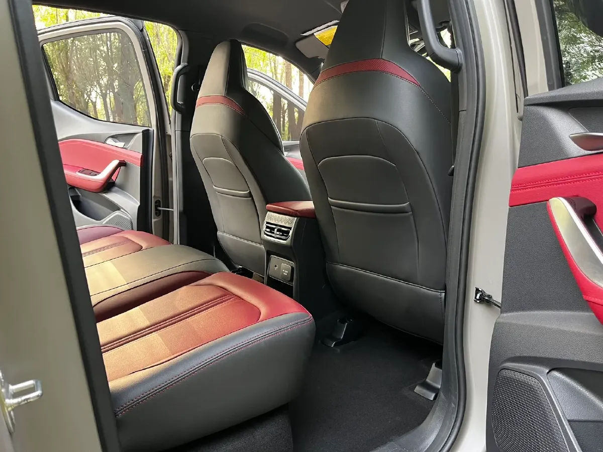 2022 MAXUS T90 2.0T 218HP L4 8AT,autocango,china used car exporter,china ev exporter,chinese used car exporter,chinese used ev exporter