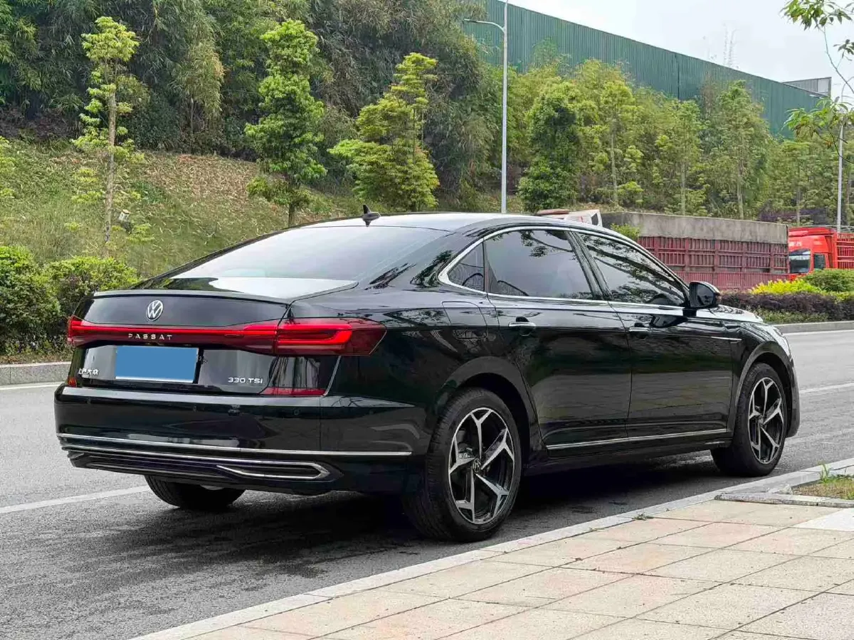 2023 Volkswagen Passat 2.0T 186HP L4 7DCT,autocango,china used car exporter,china ev exporter,chinese used car exporter,chinese used ev exporter
