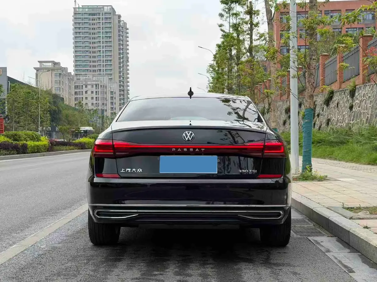 2023 Volkswagen Passat 2.0T 186HP L4 7DCT,autocango,china used car exporter,china ev exporter,chinese used car exporter,chinese used ev exporter