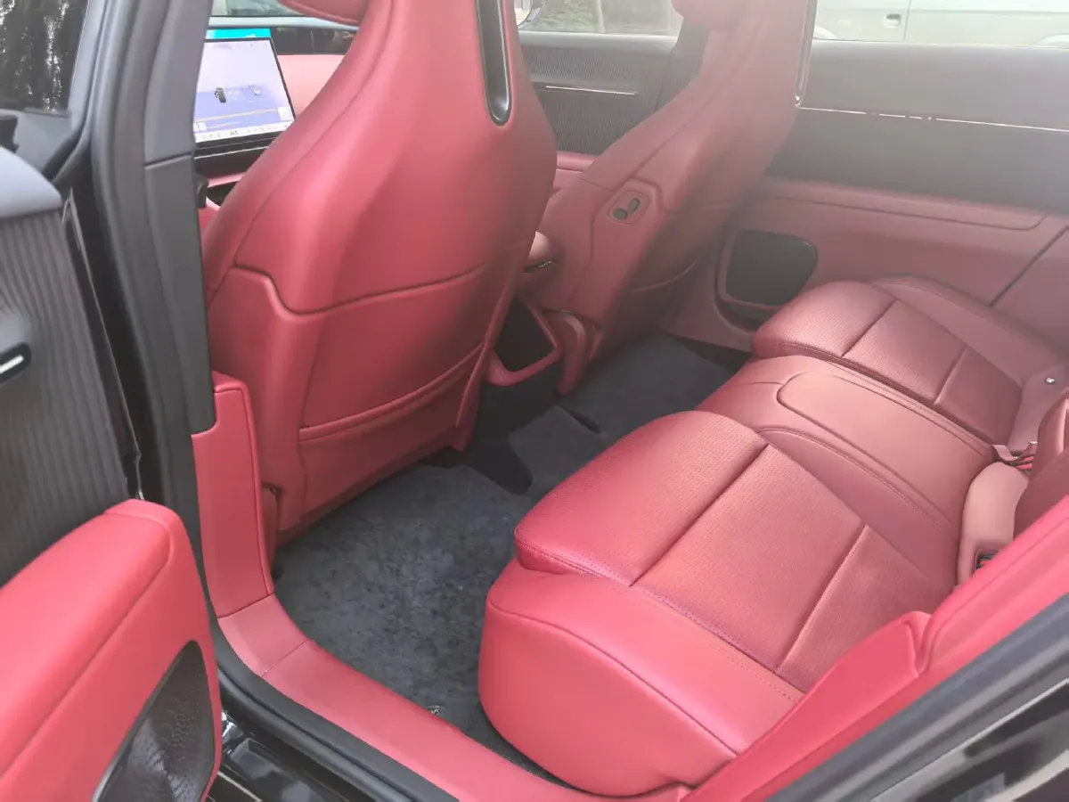 2026 Avatr 12 BEV,autocango,china used car exporter,china ev exporter,chinese used car exporter,chinese used ev exporter