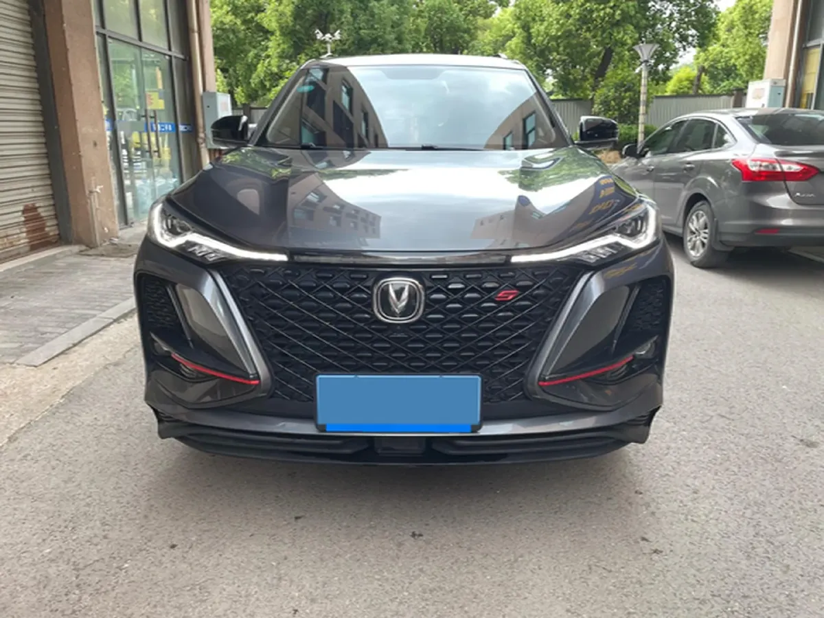 2020 ChangAn CS75 Plus 1.5T 178HP L4 6MT,autocango,china used car exporter,china ev exporter,chinese used car exporter,chinese used ev exporter