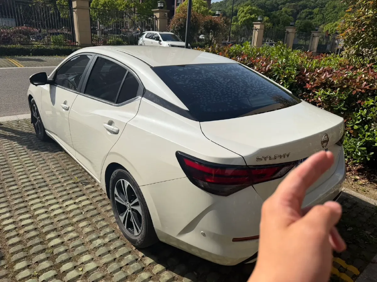 2021 Nissan Sylphy 1.6L 135HP L4 CVT,autocango,china used car exporter,china ev exporter,chinese used car exporter,chinese used ev exporter