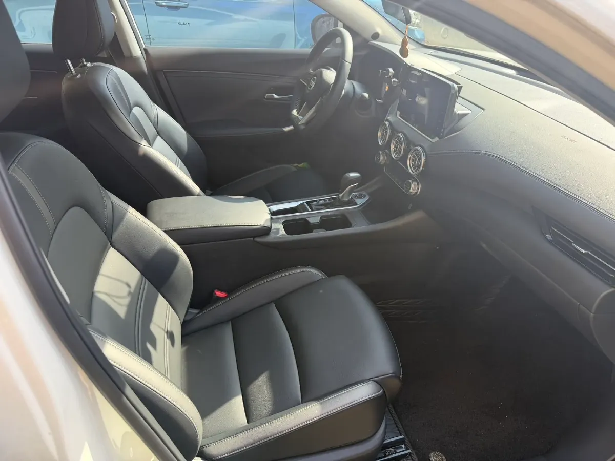 2021 Nissan Sylphy 1.6L 135HP L4 CVT,autocango,china used car exporter,china ev exporter,chinese used car exporter,chinese used ev exporter