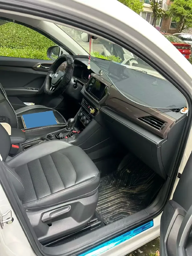 2019 Jeep Compass 1.3T 173HP L4 9AT,autocango,china used car exporter,china ev exporter,chinese used car exporter,chinese used ev exporter