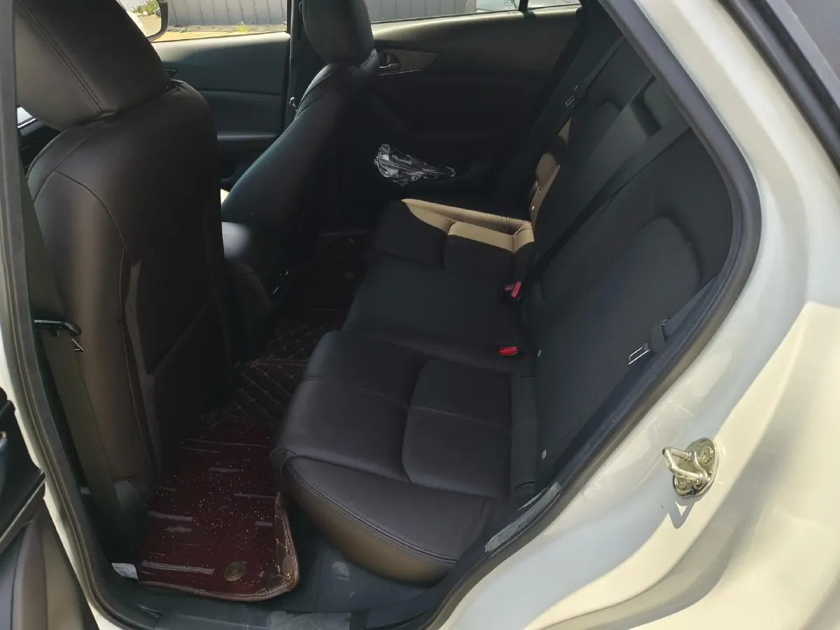 2021 Mazda CX-4 2.0L 158HP L4 6AT,autocango,china used car exporter,china ev exporter,chinese used car exporter,chinese used ev exporter