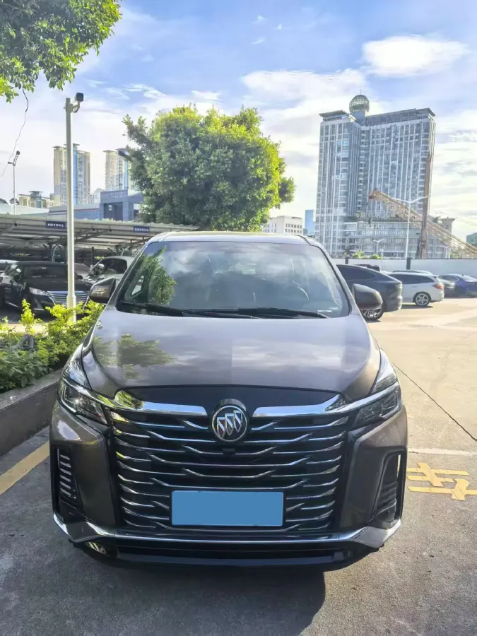 2023 Buick GL8 2.0T 237HP L4 9AT,autocango,china used car exporter,china ev exporter,chinese used car exporter,chinese used ev exporter