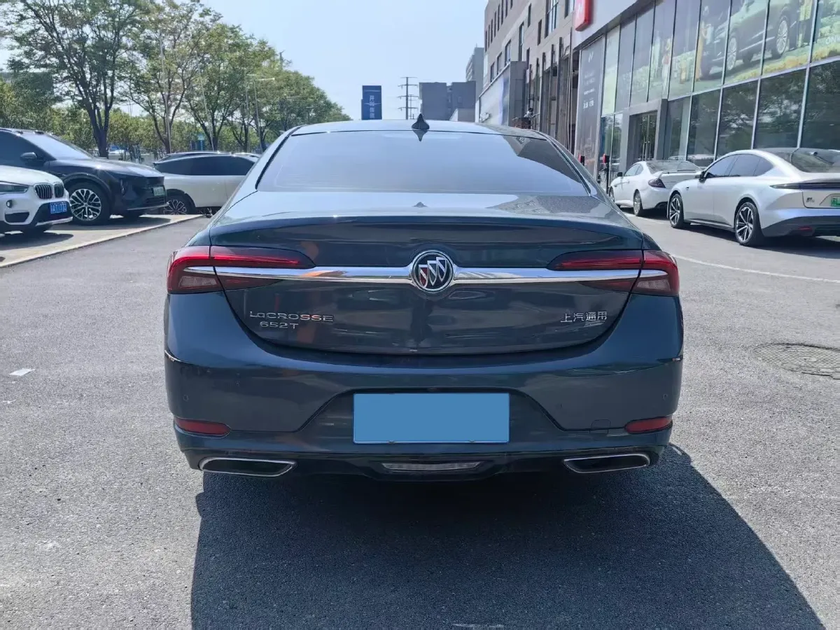 2020 Buick Larcosse 2.0T 237HP L4 9AT,autocango,china used car exporter,china ev exporter,chinese used car exporter,chinese used ev exporter