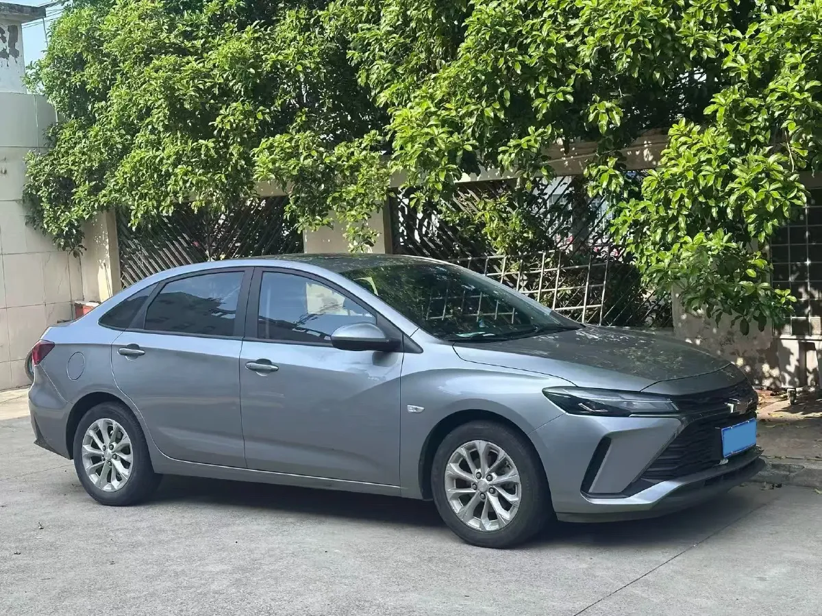 2023 Chevrolet Monza 1.5L 113HP L4 6DCT,autocango,china used car exporter,china ev exporter,chinese used car exporter,chinese used ev exporter