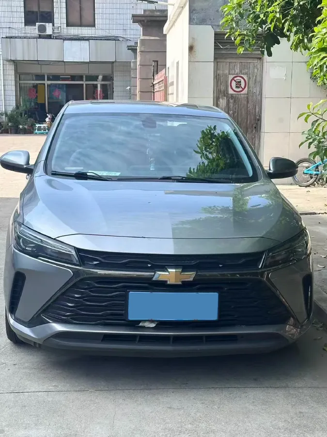 2023 Chevrolet Monza 1.5L 113HP L4 6DCT,autocango,china used car exporter,china ev exporter,chinese used car exporter,chinese used ev exporter