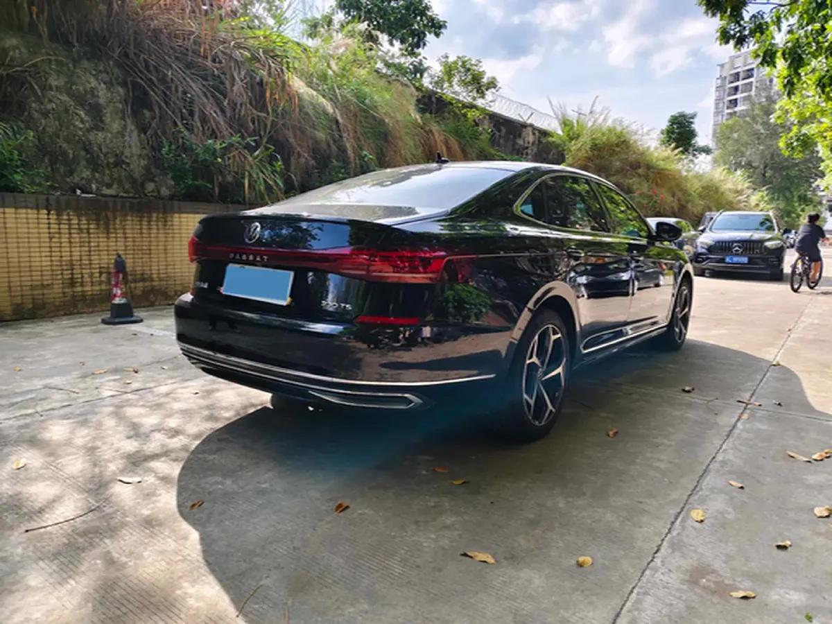 2024 Volkswagen Passat 2.0T 186HP L4 7DCT,autocango,china used car exporter,china ev exporter,chinese used car exporter,chinese used ev exporter