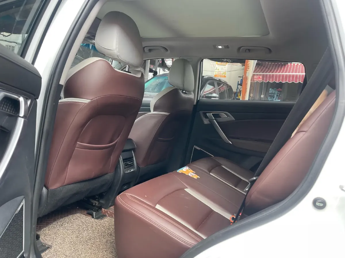 2022 Geely Azkarra 1.8T 184HP L4 7DCT,autocango,china used car exporter,china ev exporter,chinese used car exporter,chinese used ev exporter