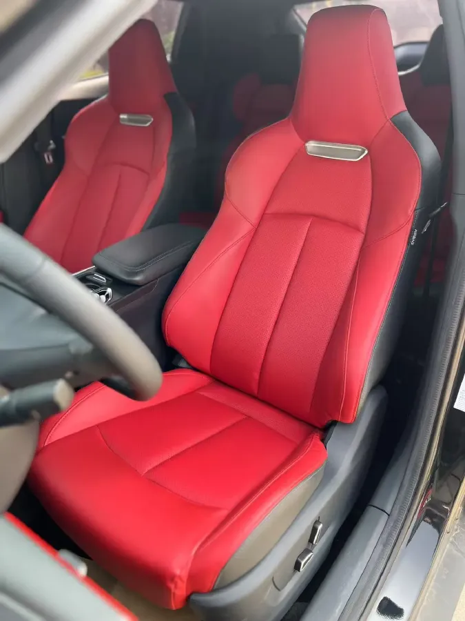 2020 ChangAn UNI-T 1.5T 180HP L4 7DCT,autocango,china used car exporter,china ev exporter,chinese used car exporter,chinese used ev exporter