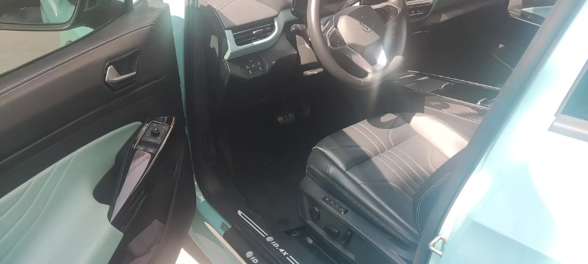 2023 Volkswagen ID.4 X BEV 83.4KWH,autocango,china used car exporter,china ev exporter,chinese used car exporter,chinese used ev exporter