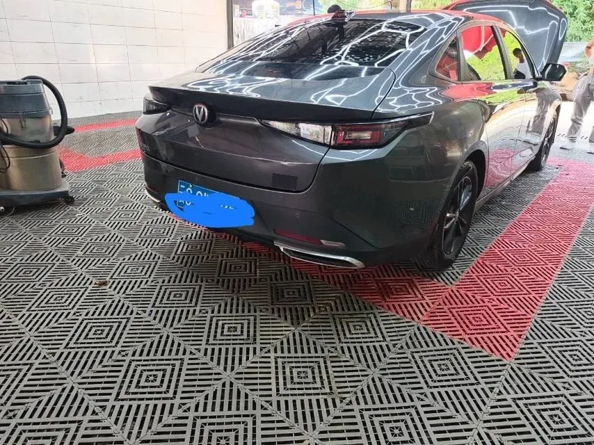 2023 ChangAn Lamore 1.5T 170HP L4 7DCT,autocango,china used car exporter,china ev exporter,chinese used car exporter,chinese used ev exporter