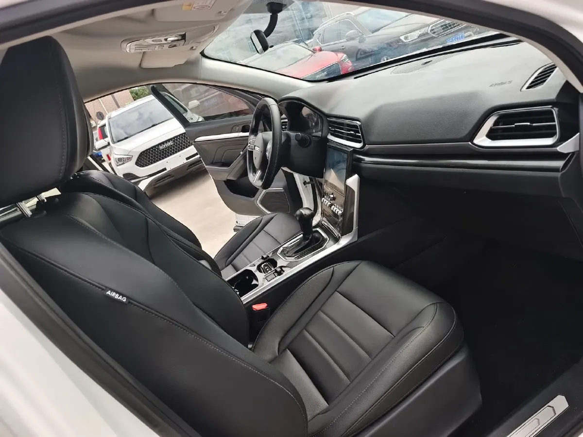 2018 Haval F5 1.5T 169HP L4 7DCT,autocango,china used car exporter,china ev exporter,chinese used car exporter,chinese used ev exporter