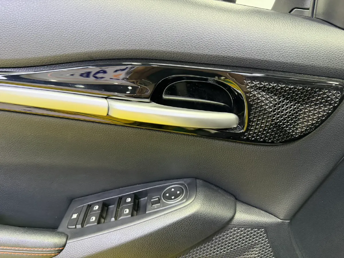 2023 Kia Seltos 1.5L 115HP L4 CVT,autocango,china used car exporter,china ev exporter,chinese used car exporter,chinese used ev exporter