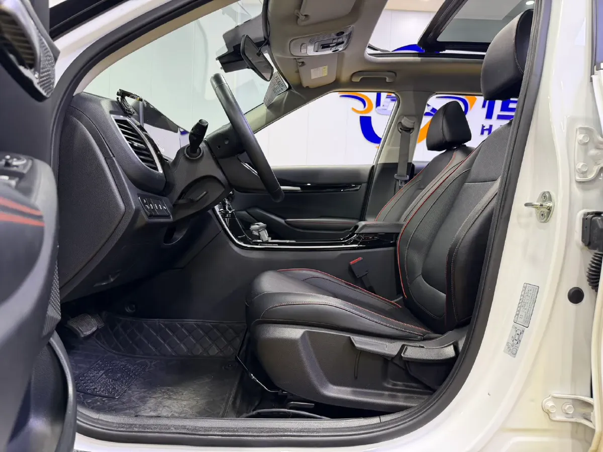 2023 Kia Seltos 1.5L 115HP L4 CVT,autocango,china used car exporter,china ev exporter,chinese used car exporter,chinese used ev exporter