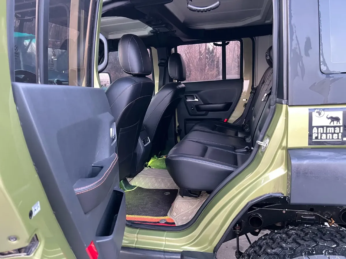 2017 Beijing BJ40 2.3T 250HP L4 6AT,autocango,china used car exporter,china ev exporter,chinese used car exporter,chinese used ev exporter