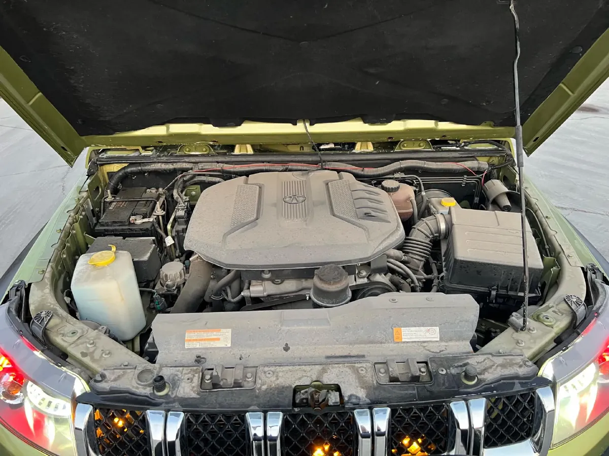 2017 Beijing BJ40 2.3T 250HP L4 6AT,autocango,china used car exporter,china ev exporter,chinese used car exporter,chinese used ev exporter