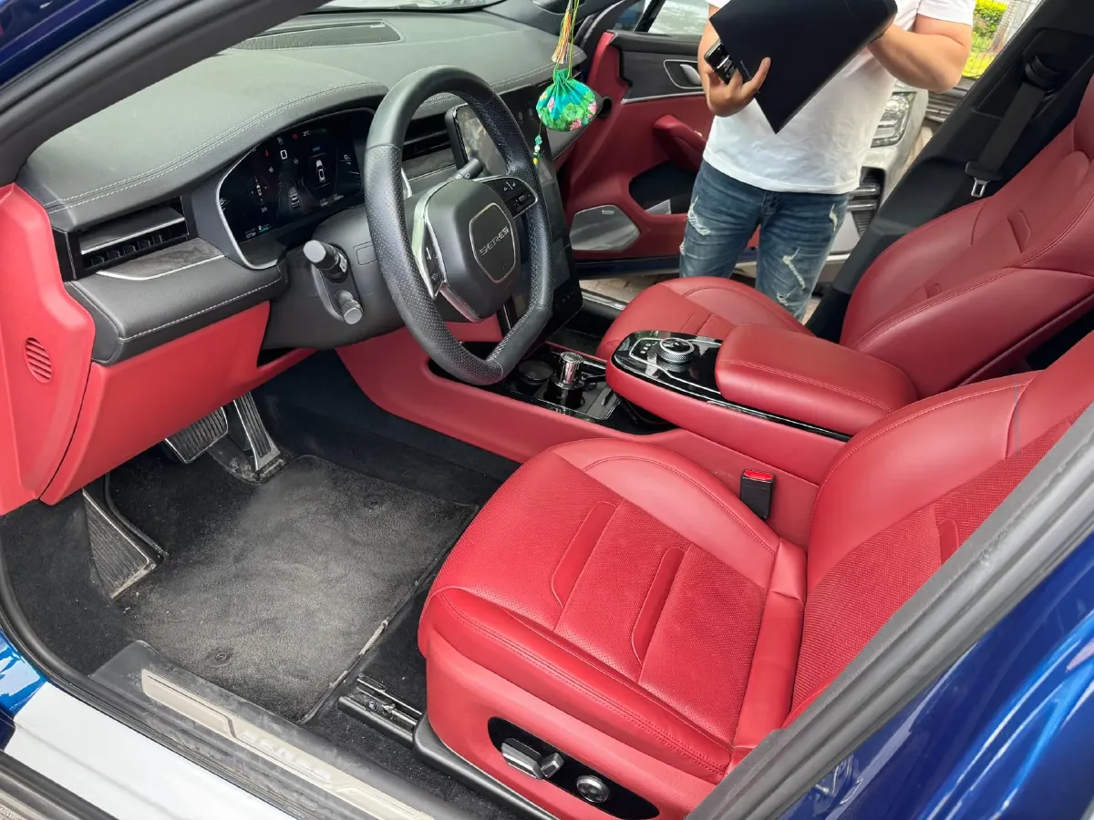 2021 SERES SF5 Range Extended 112HP REEV 35KWH,autocango,china used car exporter,china ev exporter,chinese used car exporter,chinese used ev exporter