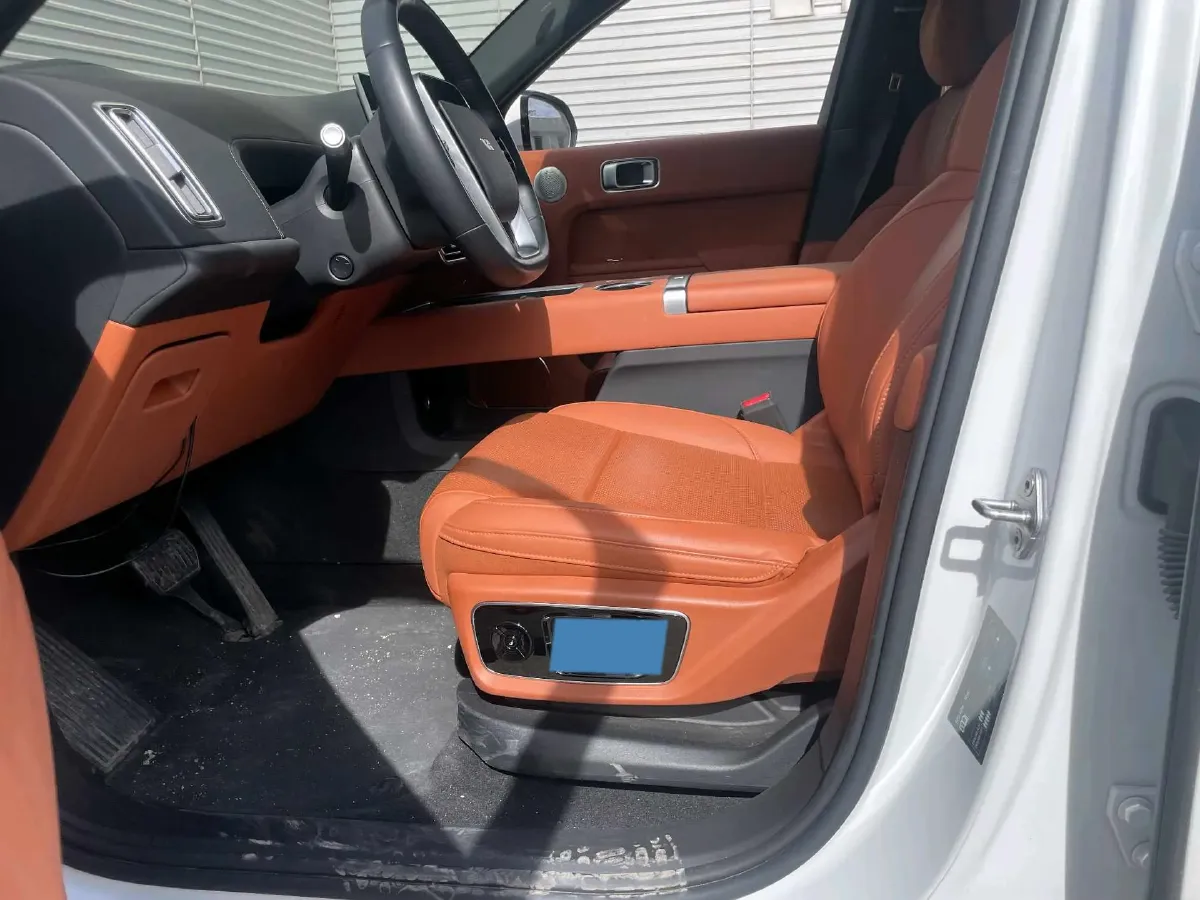 2023 Li L7 Range Extended 154HP REEV 40.9KWH,autocango,china used car exporter,china ev exporter,chinese used car exporter,chinese used ev exporter