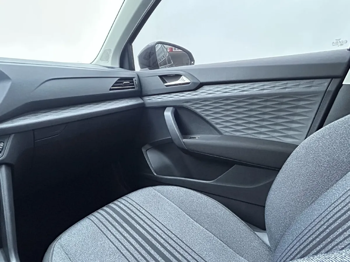 2020 Volkswagen Tharu 1.4T 150HP L4 7DCT,autocango,china used car exporter,china ev exporter,chinese used car exporter,chinese used ev exporter