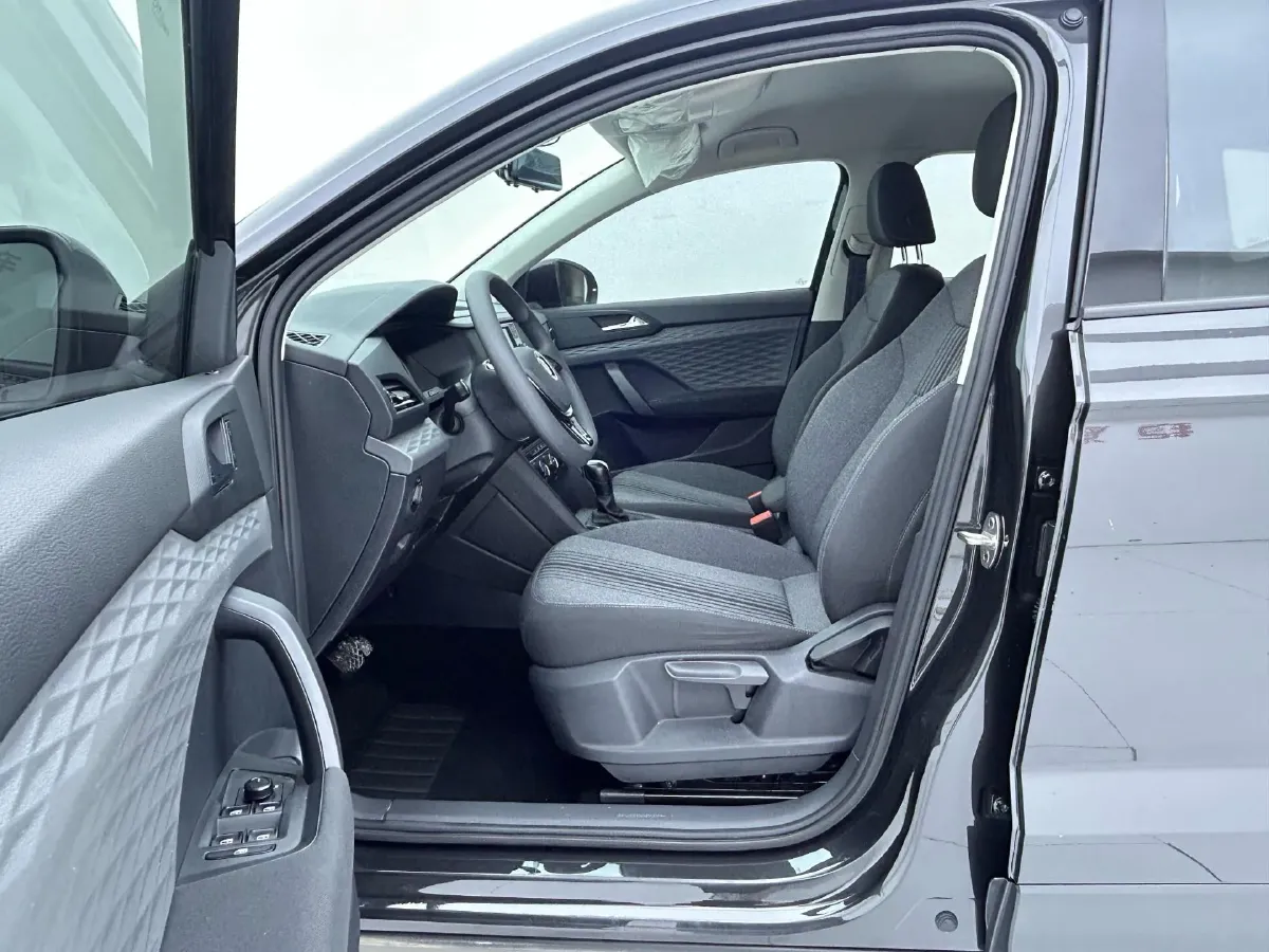 2020 Volkswagen Tharu 1.4T 150HP L4 7DCT,autocango,china used car exporter,china ev exporter,chinese used car exporter,chinese used ev exporter