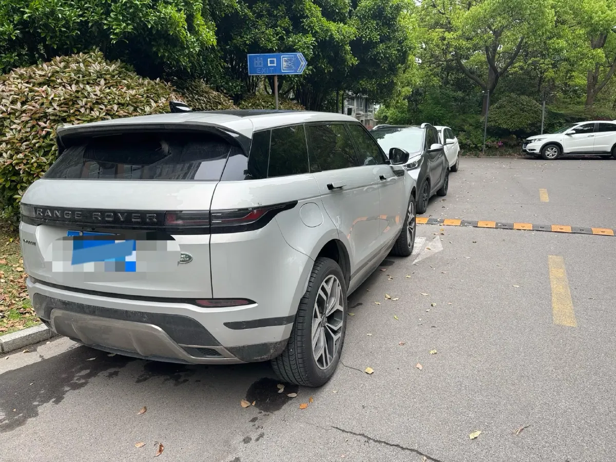 2024 Land Rover Range Rover Evoque 2.0T 249HP L4 9AT,autocango,china used car exporter,china ev exporter,chinese used car exporter,chinese used ev exporter