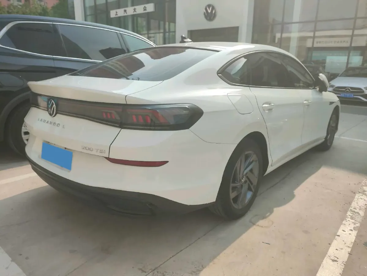 2024 Volkswagen Lamando 1.2T 116HP L4 7DCT,autocango,china used car exporter,china ev exporter,chinese used car exporter,chinese used ev exporter