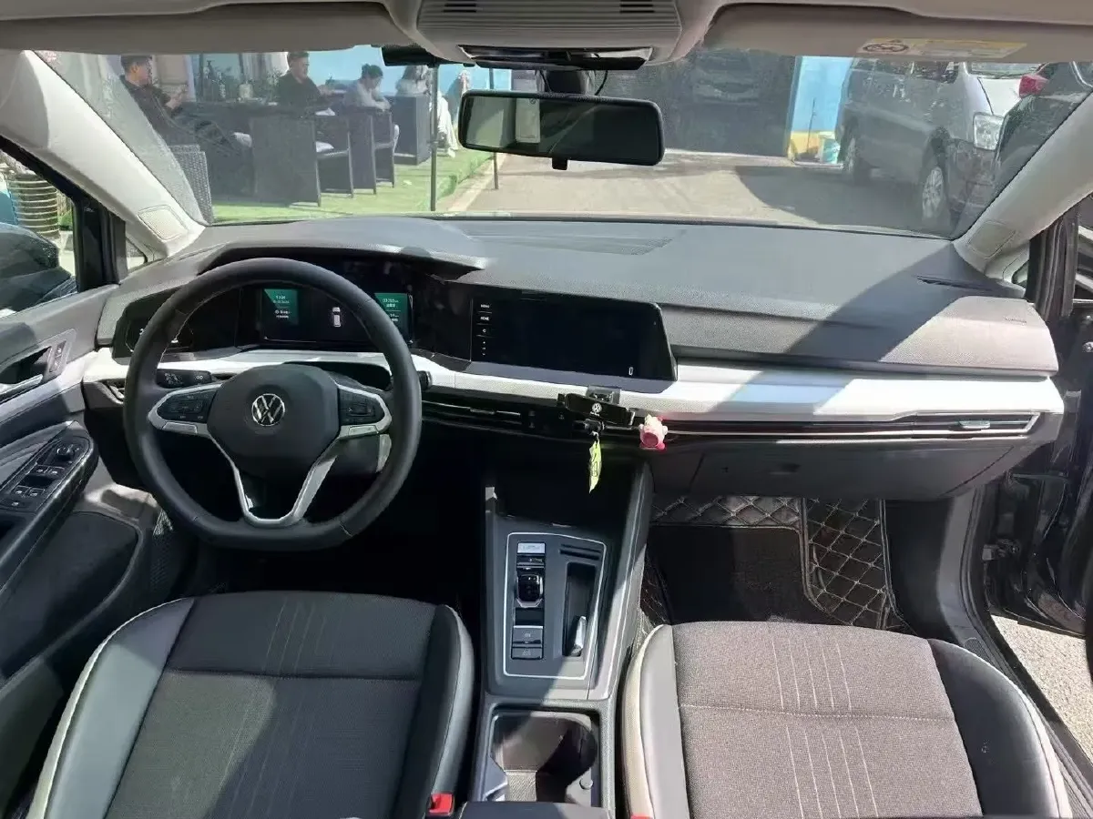 2023 Volkswagen Golf 1.4T 150HP L4 7DCT,autocango,china used car exporter,china ev exporter,chinese used car exporter,chinese used ev exporter