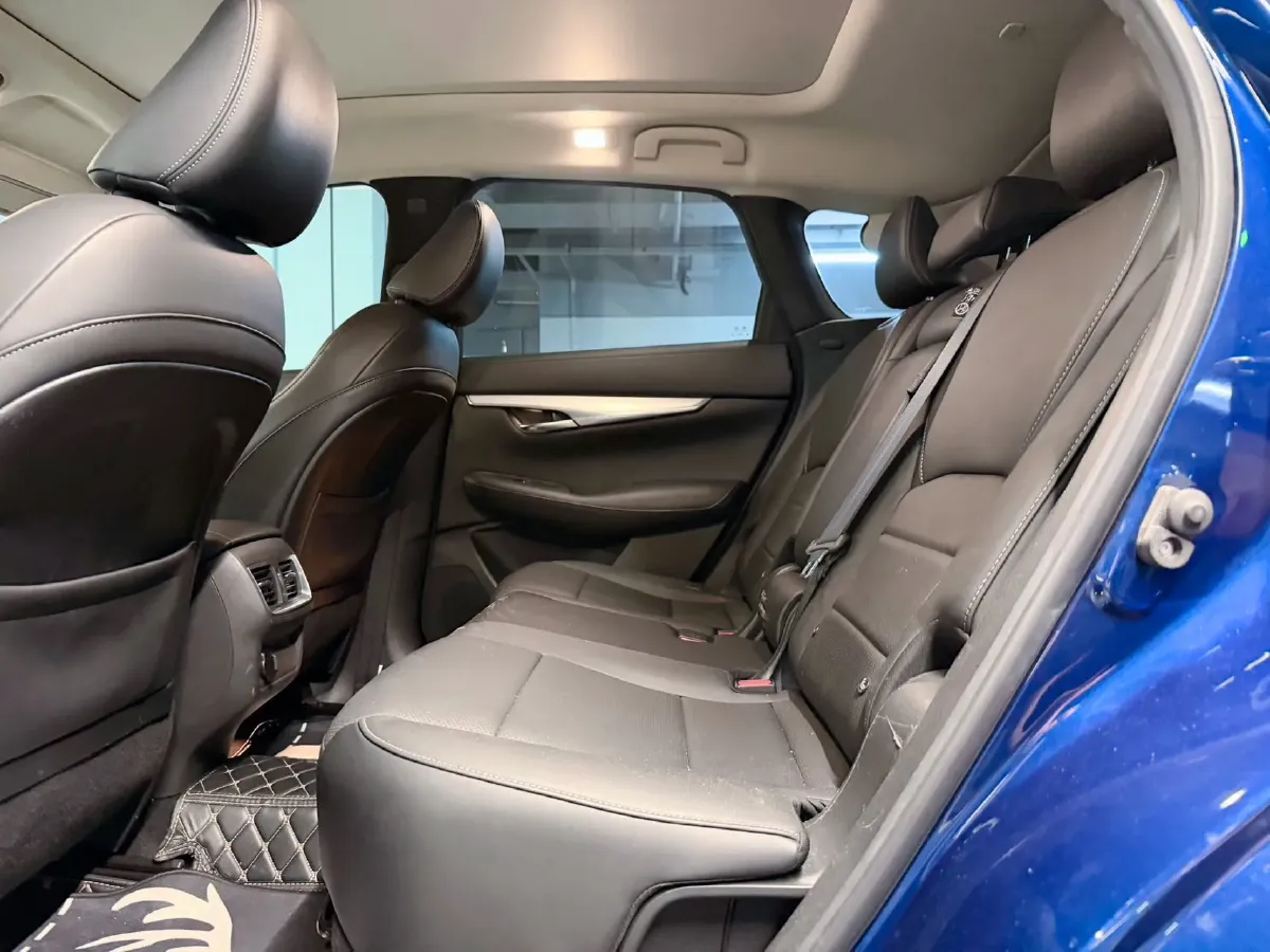 2018 Infiniti QX30 2.0T 211HP L4 7DCT,autocango,china used car exporter,china ev exporter,chinese used car exporter,chinese used ev exporter