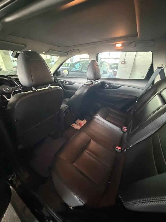 2021 Nissan X-Trail 2.5L 181HP L4 CVT,autocango,china used car exporter,china ev exporter,chinese used car exporter,chinese used ev exporter