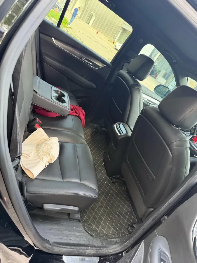 2021 Cadillac XT6 2.0T 237HP L4 9AT,autocango,china used car exporter,china ev exporter,chinese used car exporter,chinese used ev exporter