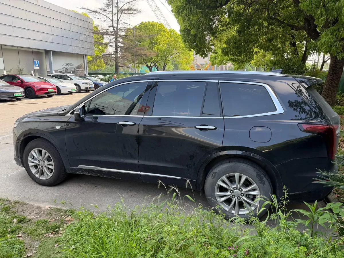 2021 Cadillac XT6 2.0T 237HP L4 9AT,autocango,china used car exporter,china ev exporter,chinese used car exporter,chinese used ev exporter